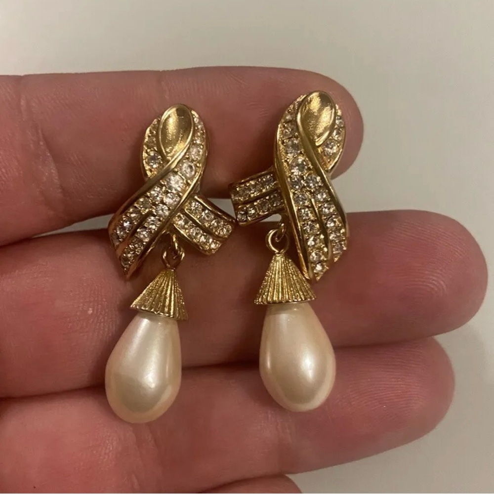 EA1 Vintage Christian Dior bow-tied teardrop earrings - Picture 6 of 13